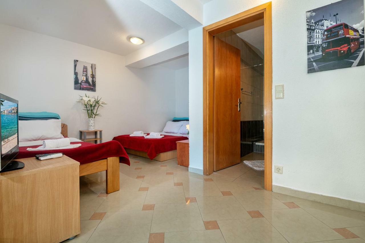Apartments Darden ネウム エクステリア 写真